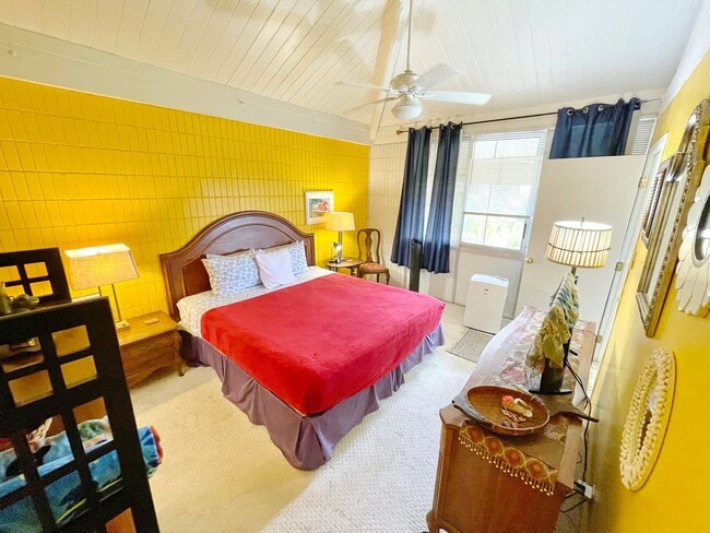 Photo - 2 Bedroom 2 Bathroom Condo - Hawai‘i Charm... Unit B406