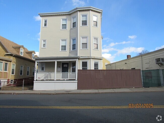 Building Photo - 1586 Dorchester Ave Unit 1 Rental