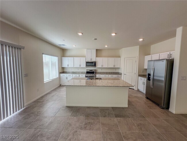 Photo - 9974 Scarlet Hls St House