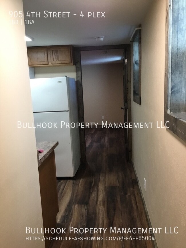 Photo - 905 4th St Unit 4 plex