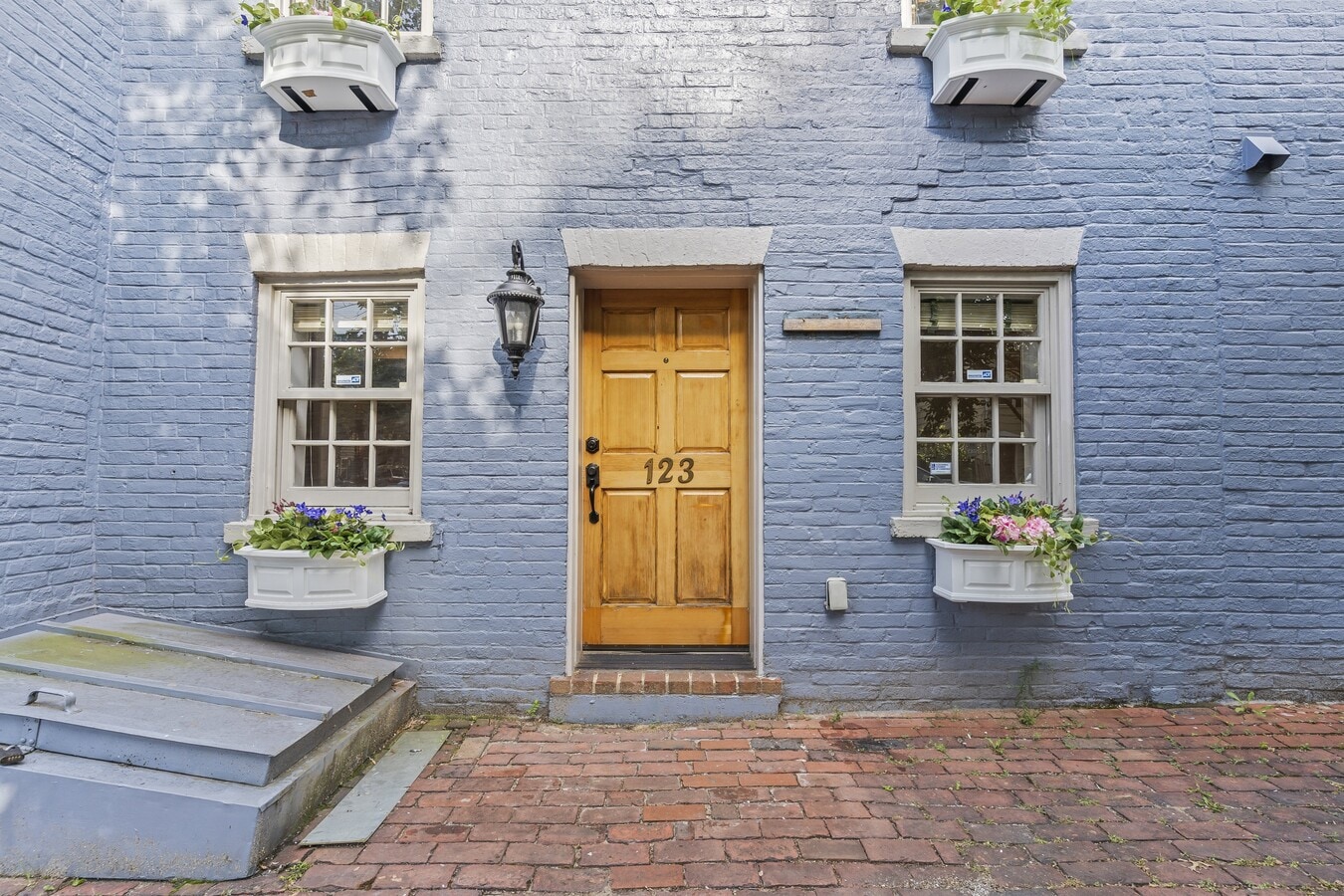 Photo - 123 S Fayette St