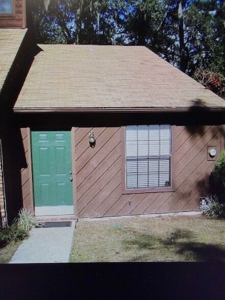 Building Photo - 1280 High Rd