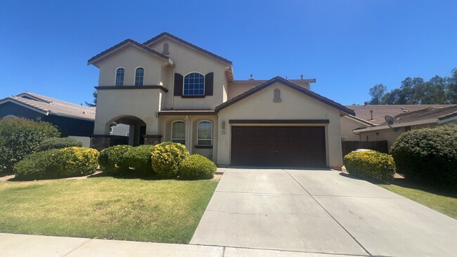 Building Photo - 3548 Santa Maria Ave