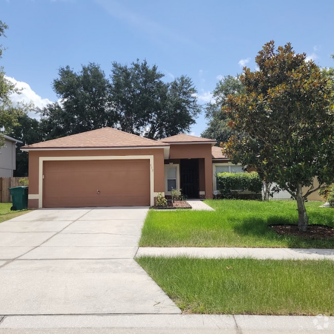 Building Photo - 935 Vanderbilt Dr Rental