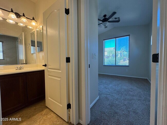 Photo - 2311 W Hunter Ct