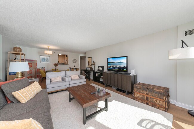 195 N Harbor Dr