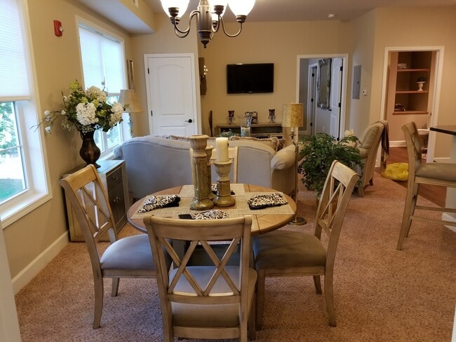 Hardwood Manor - Senior 55+ - Hardwood Manor - Senior 55+