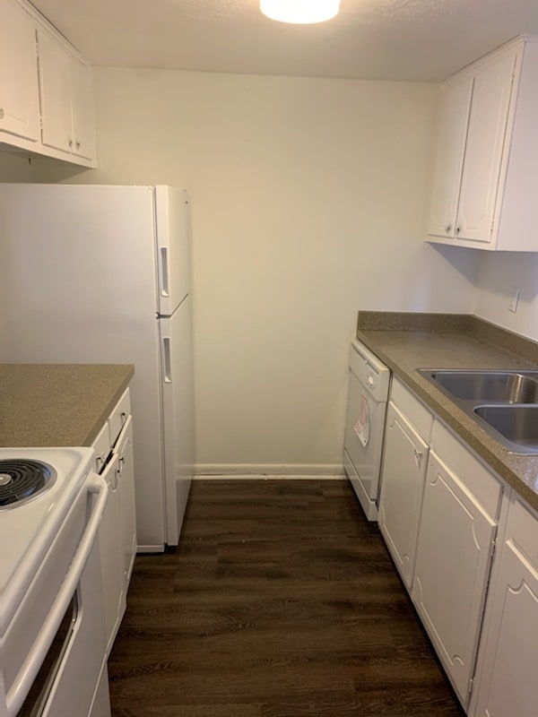 Photo - Clinton Commons