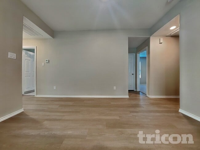 Photo - 17552 Rosewood Manor Ln
