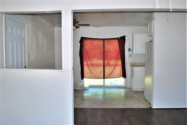 Photo - 806 S 1st St