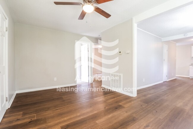 Photo - 18610 Crystal Valley Rd