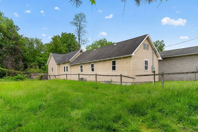 Photo - 2311 Henderson Ave