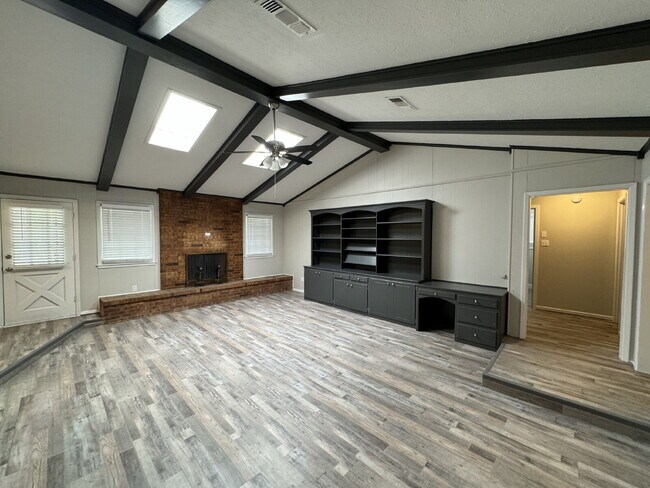 Photo - Beautiful Updated 3/2/2 Home in Nice Neighborhood!