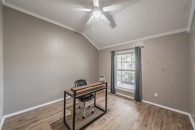 Photo - 620 Jamie Ln