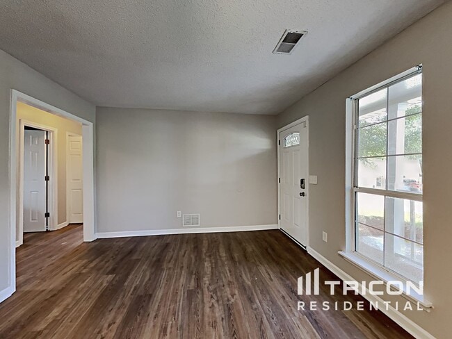 Photo - 109 Thornby Rd