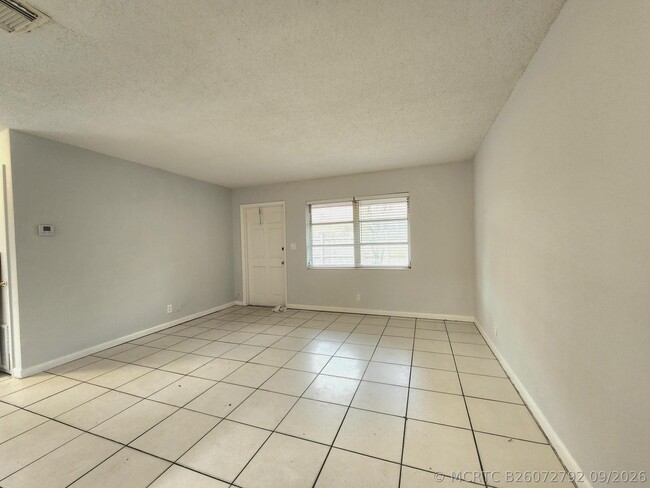 Photo - 215 SW 1st Ct Unit 1-2