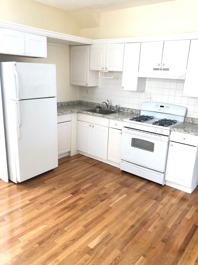 Photo - 5 Buckley Ave