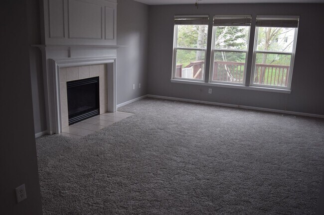 Photo - 4 bed 2.5 bath in Waterford for rent