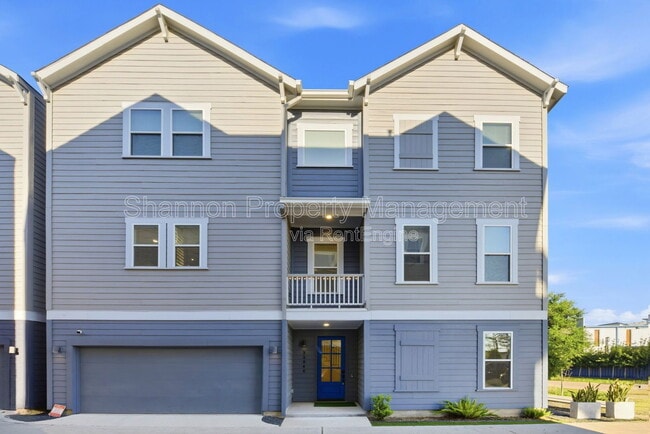 Building Photo - 2204 Lou Ellen Ln Unit C