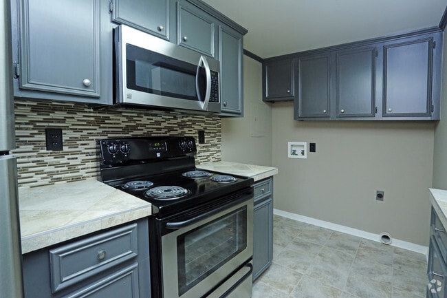 Photo - Bienville Apartments