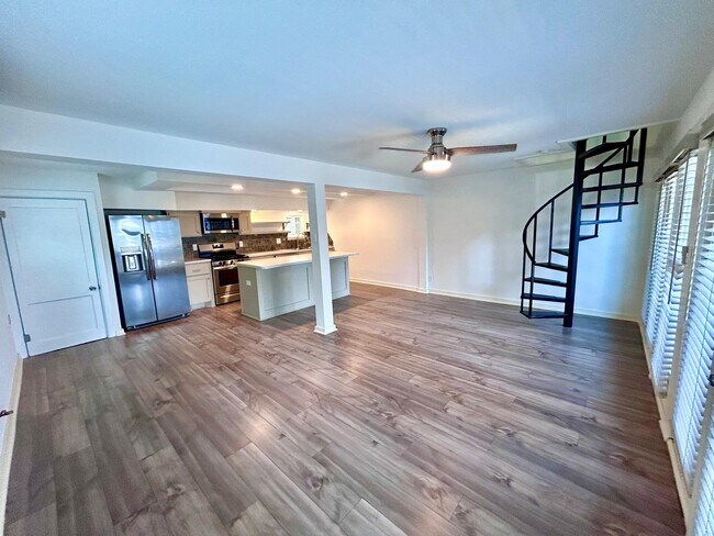 Photo - 2012 Elmen St Unit 1