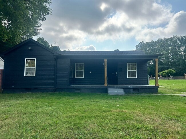 Building Photo - 1850 Davis Cir Rental