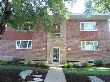 Building Photo - 203 Monclay Ct Unit 2E