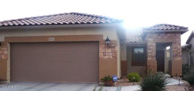 Building Photo - 45113 W Mescal Dr