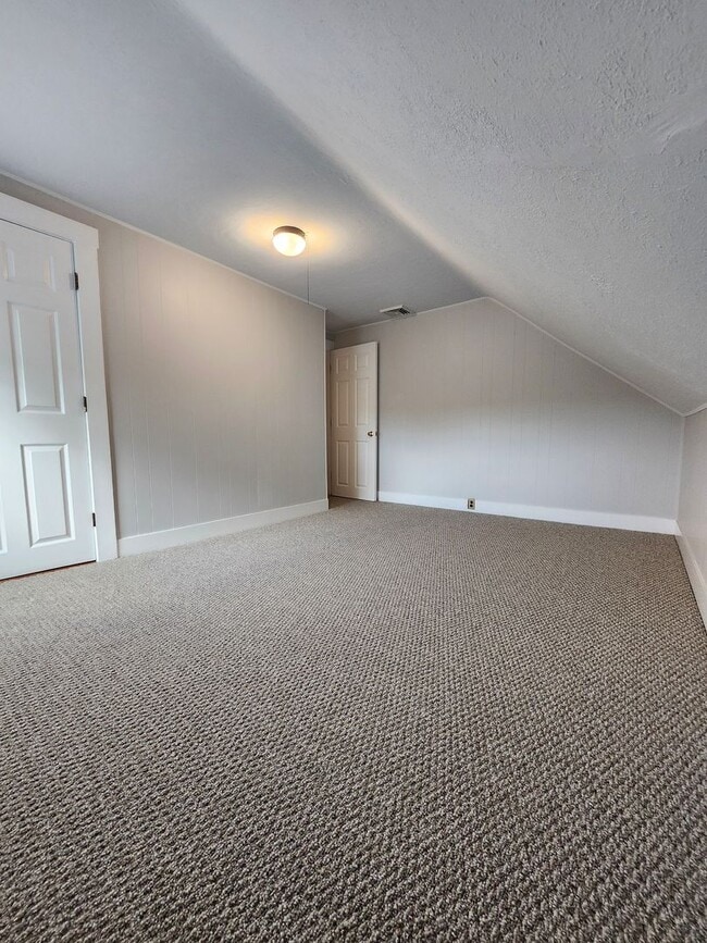 Photo - 292 Union St Unit 3