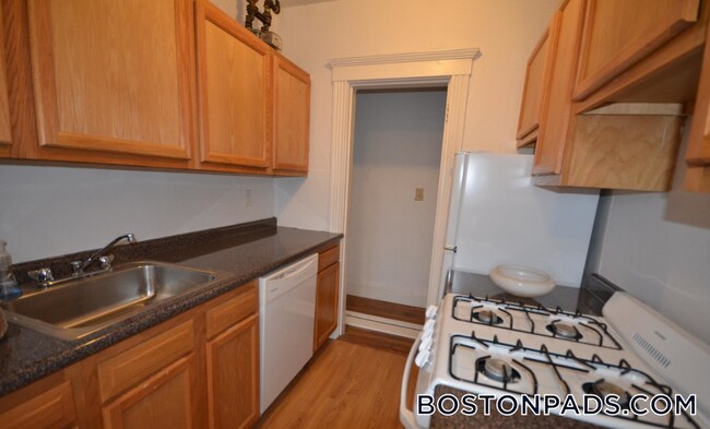 231 Park Dr Unit 16