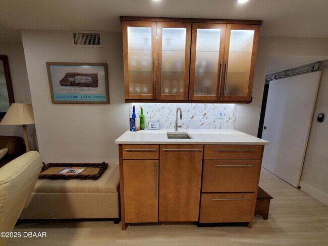 Photo - 1571 S Atlantic Ave Unit 405