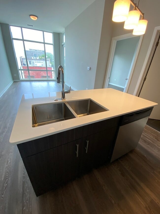 Photo - 1545 W North Ave Unidad 208