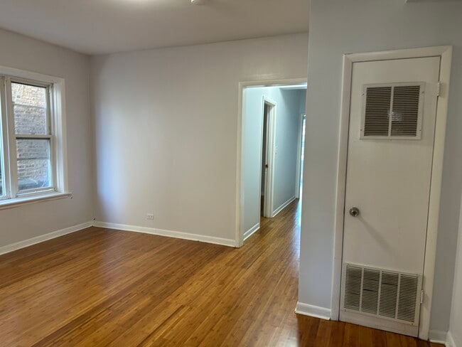 Photo - 3652 W Lawrence Ave Unit 2