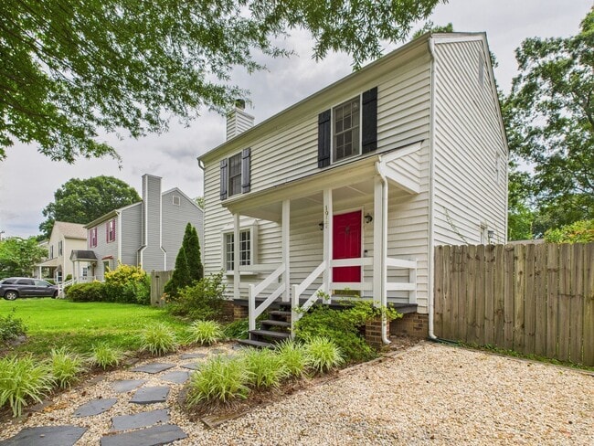 Photo - 1917 Millsap Ln