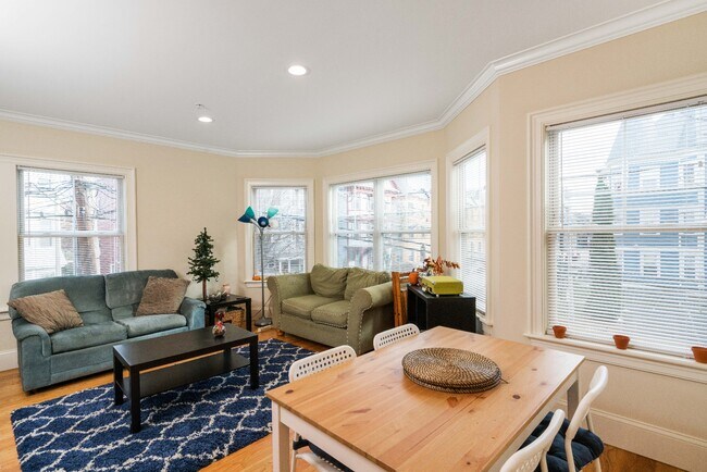 Photo - 3 Oswald St Unit 1