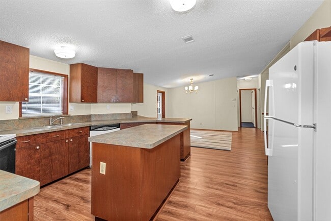 Photo - 11261 Rose Rd