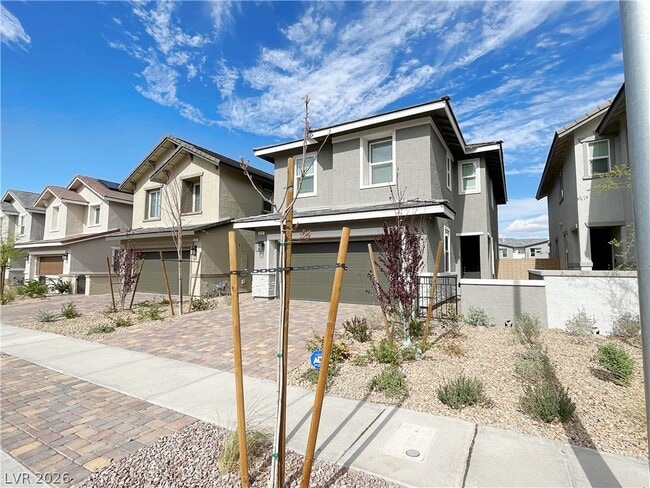 Building Photo - 692 Bamboo Bnd Pl