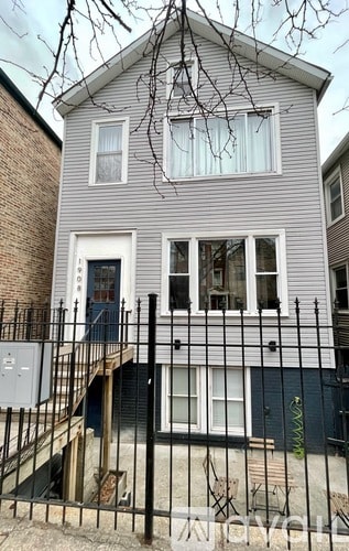 Building Photo - 1908 S May St Unit 1