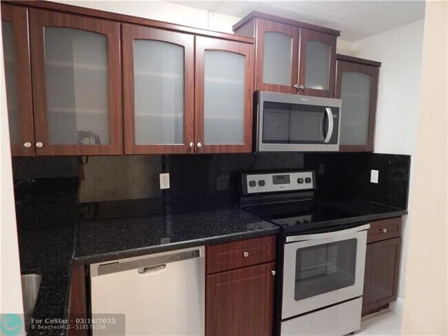 Photo - 844 Twin Lakes Dr Condo Unit 19-C