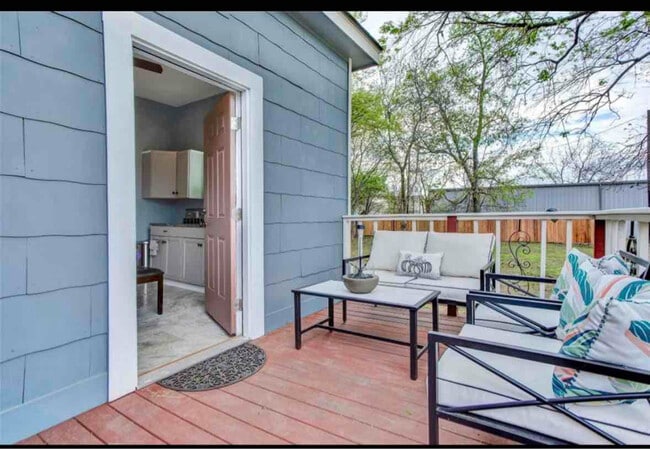 Photo - 704 Chaffin St