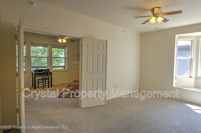 Photo - 2701 Midland Ave