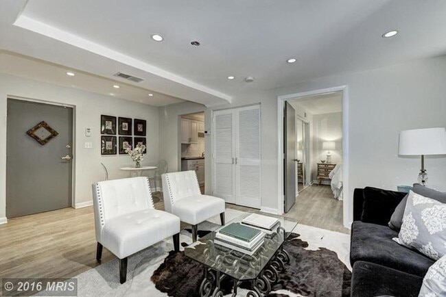 Photo - $500 Off for a lease start by 12/15 Availa...