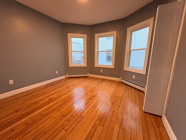 Photo - 25 Central Square Unit 3