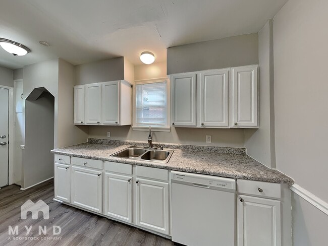 Photo - 1082 Lilley Ave