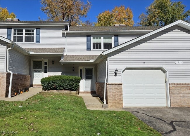 Building Photo - 1771 Rolling Hills Dr Unit B
