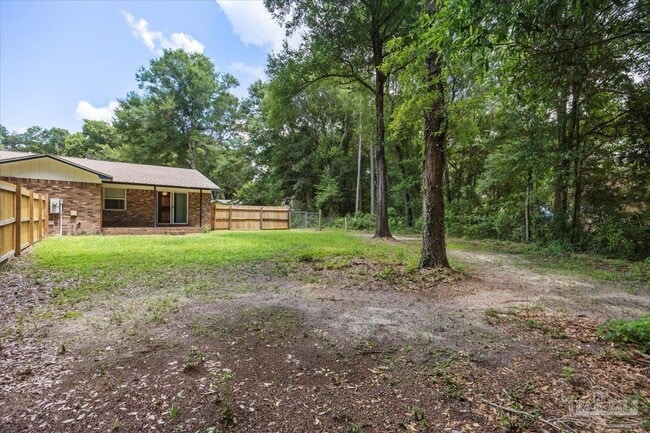 6587 Bass Ln