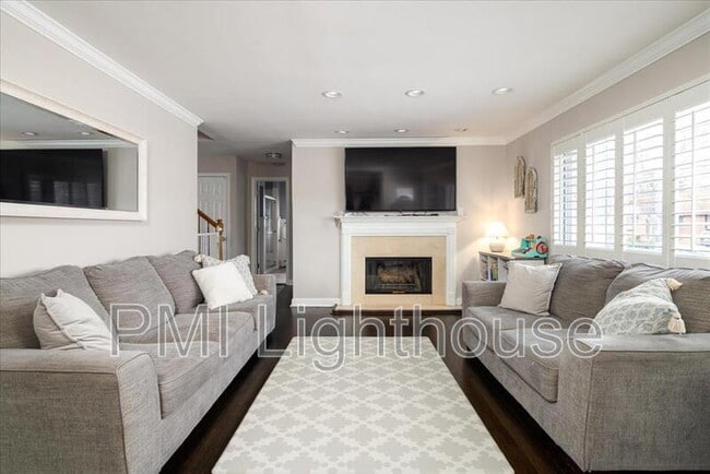 Photo - 654 Bermuda Rd