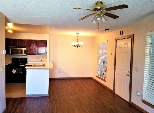 Photo - 4450 S Pitkin St Unit 127