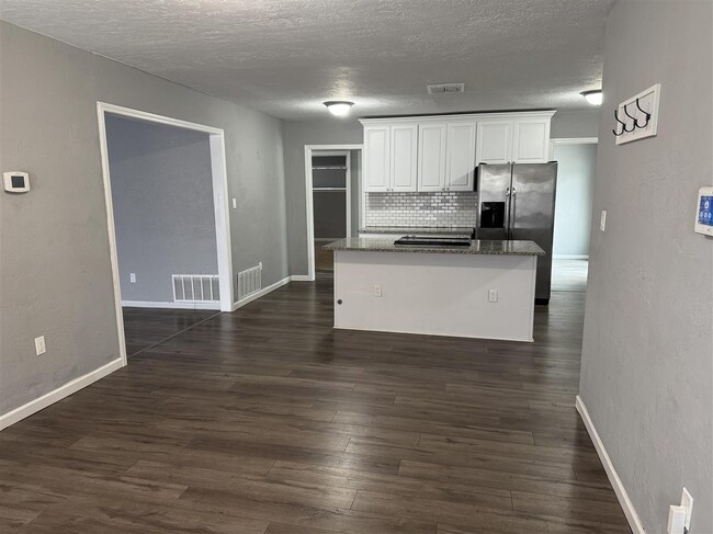 Photo - 2301 NW 36th St