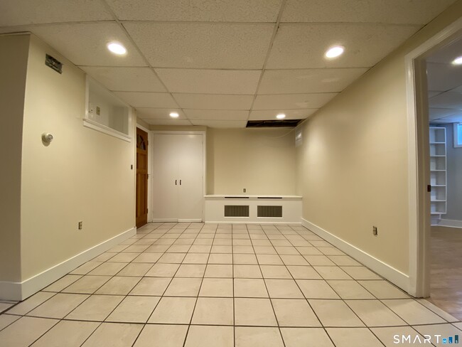 239 Edwards St Unit LL